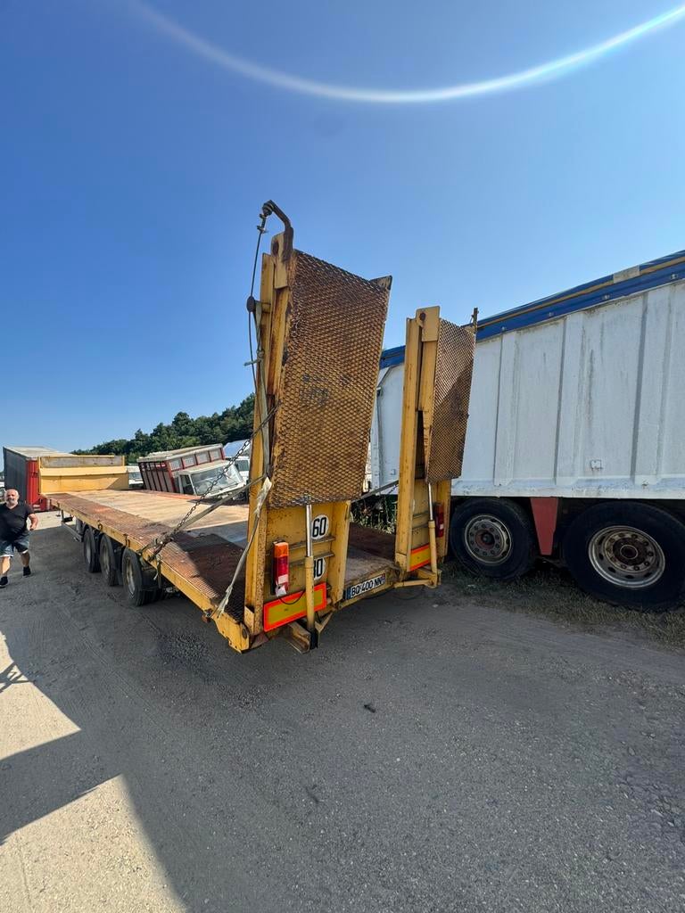 Semi-remorque porte matérielle, Articles professionnels, Agriculture | Outils, Enlèvement ou Envoi