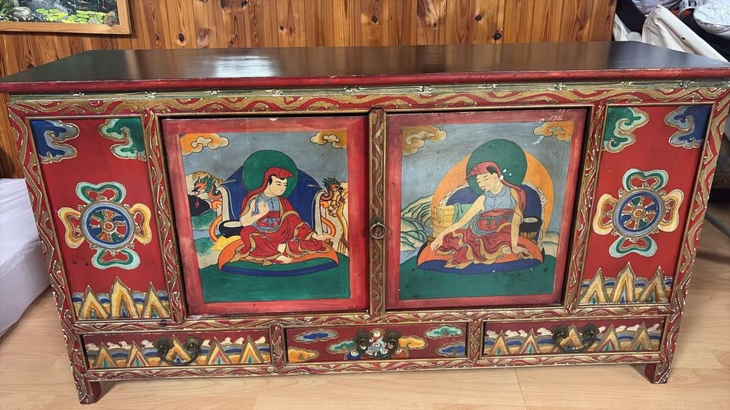 Buffet bas style Tibétain à venir chercher à Affligem, Antiquités & Art, Enlèvement