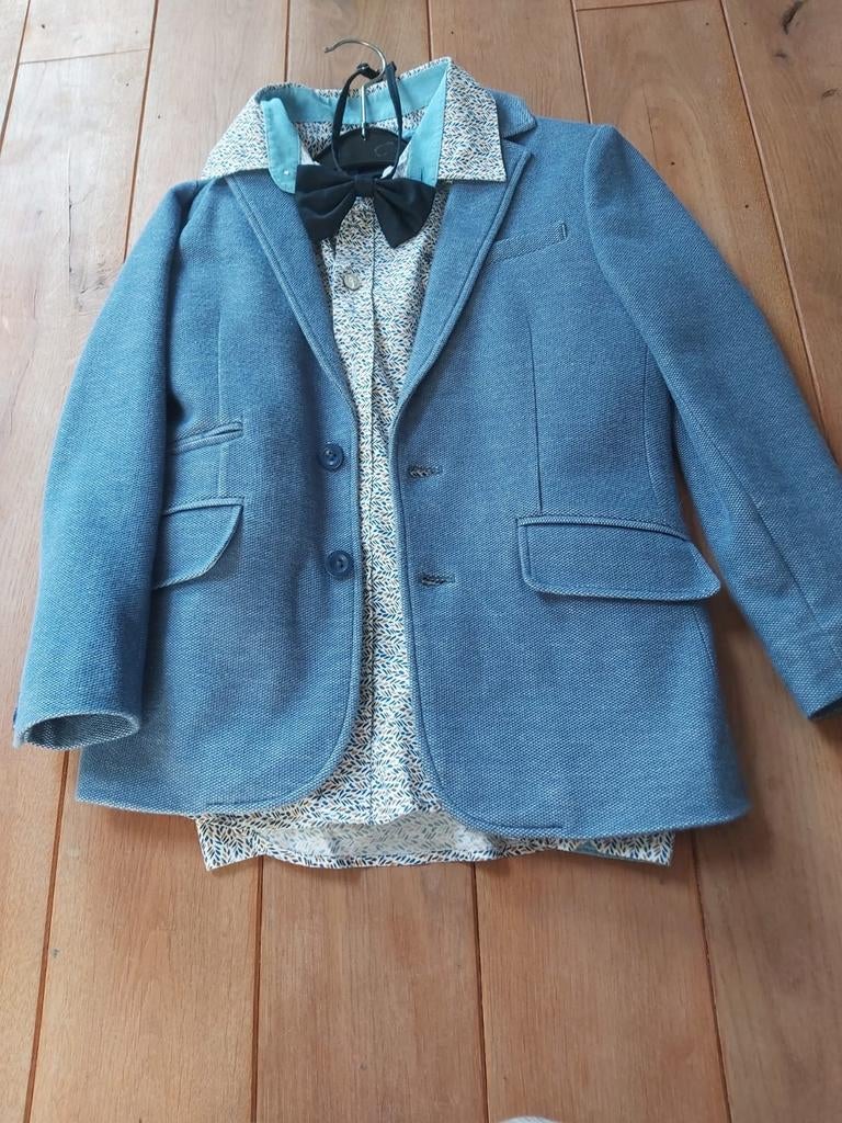 Communiekledij jongen 9 jaar= maat 134, Ophalen of Verzenden, Zo goed als nieuw, Jongen, Jas