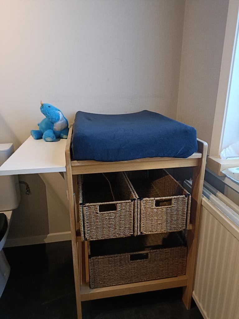 Verversrekje heel goede staat, Enlèvement, Commode