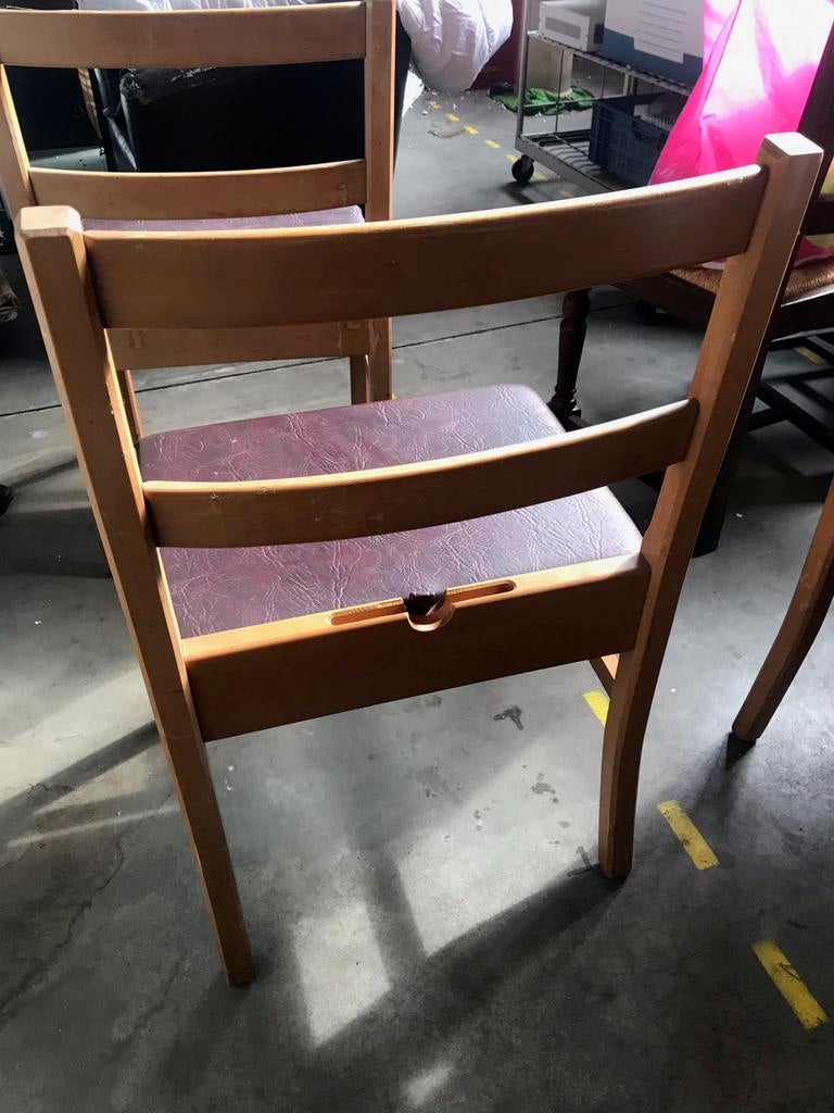 4 kerkstoelen met opbergvak en lederen zit, Antiek en Kunst, Antiek | Meubels | Stoelen en Sofa's, Ophalen