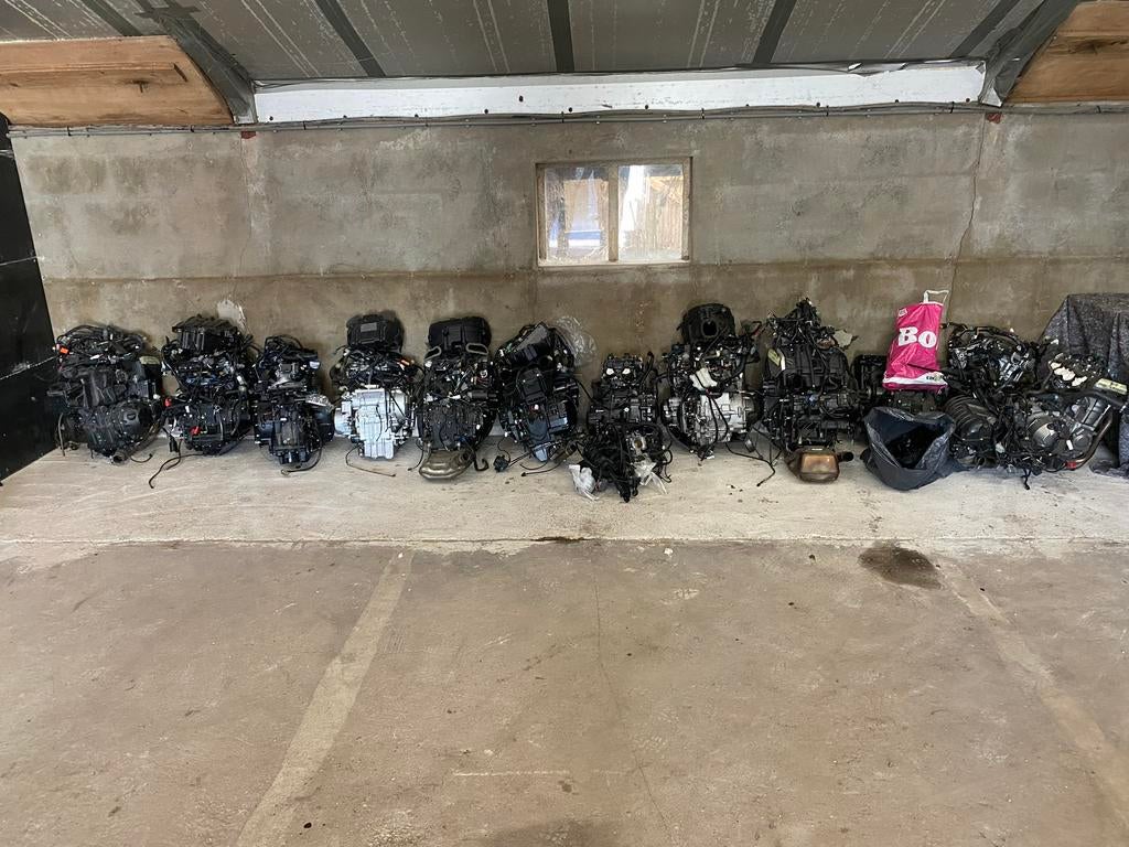 Partij motorblokken, winterdeal! yamaha, suzuki, bmw, honda, Motoren, Ophalen of Verzenden, Gebruikt