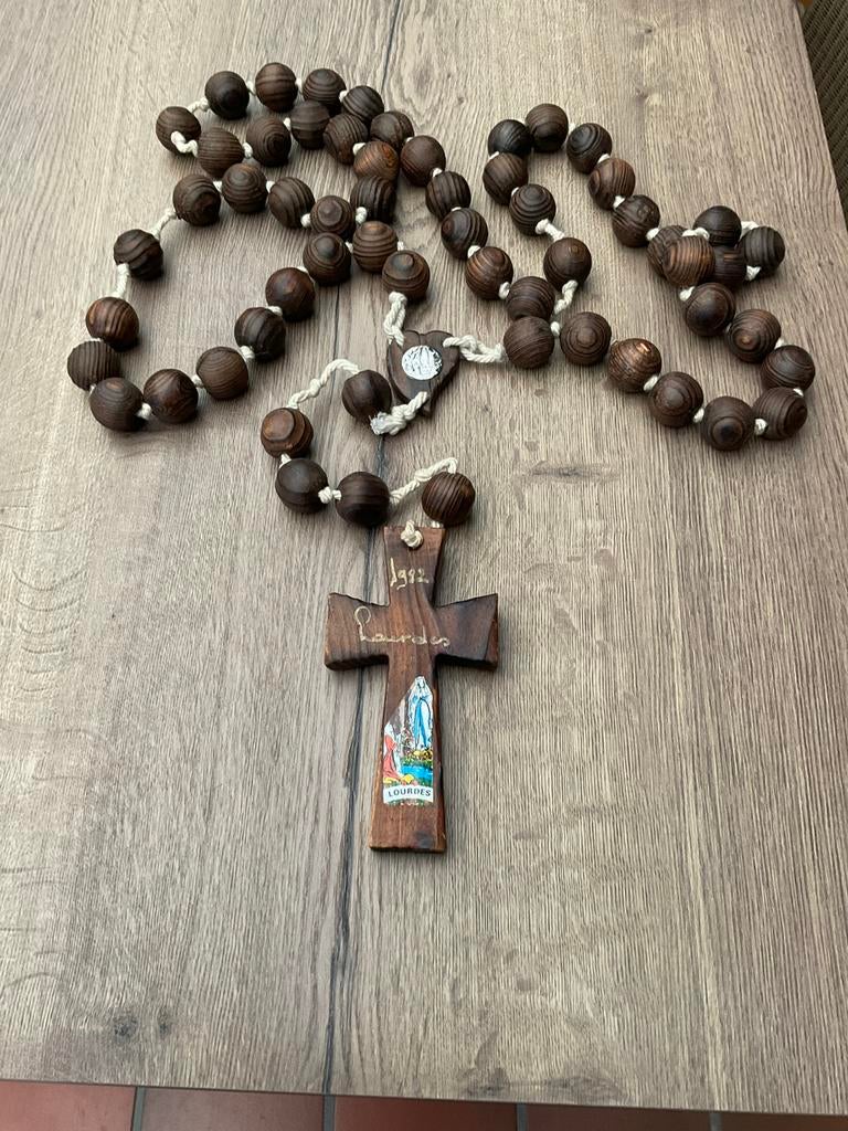 Houten paternoster Lourdes, Ophalen of Verzenden, Zo goed als nieuw