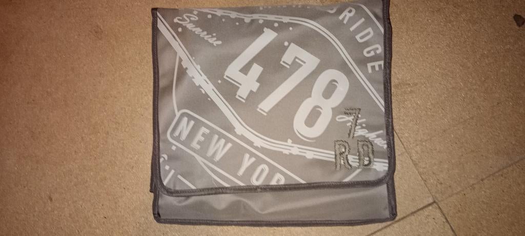 schoudertas, Ophalen, Nieuw