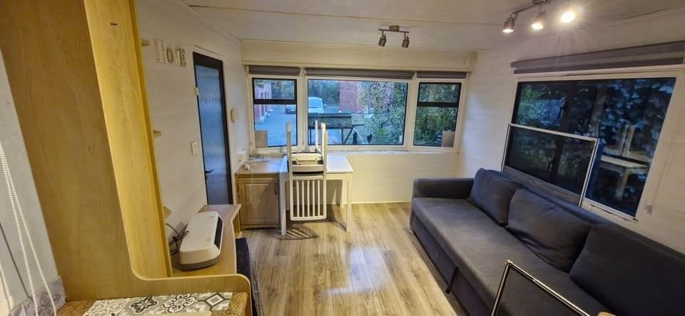 Caravane résidentielle 4p., Caravanes & Camping, Jusqu'à 4