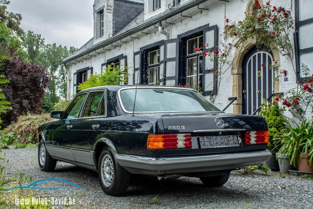 Mercedes-Benz 280 S 2.8 Benzine W126 / OLDTIMER / HISTORIEK, Auto's, 4 deurs, Achterwielaandrijving, Blauw, Lederen bekleding