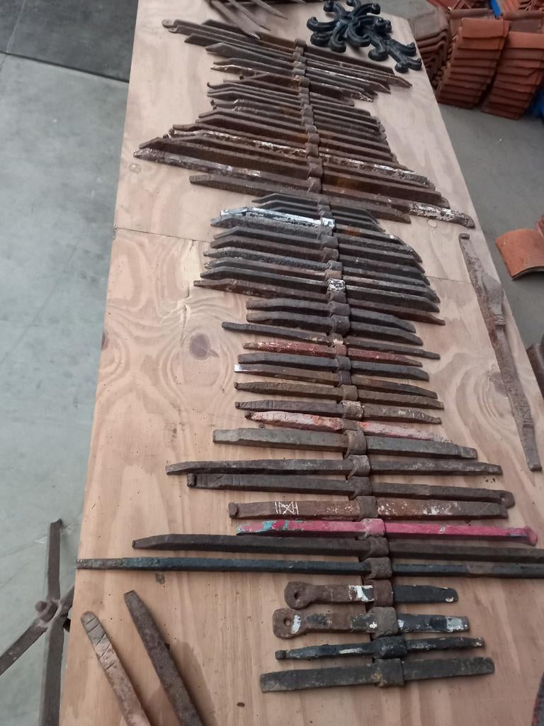 Verschillende oude muurankers , gevelankers, Enlèvement ou Envoi, Utilisé