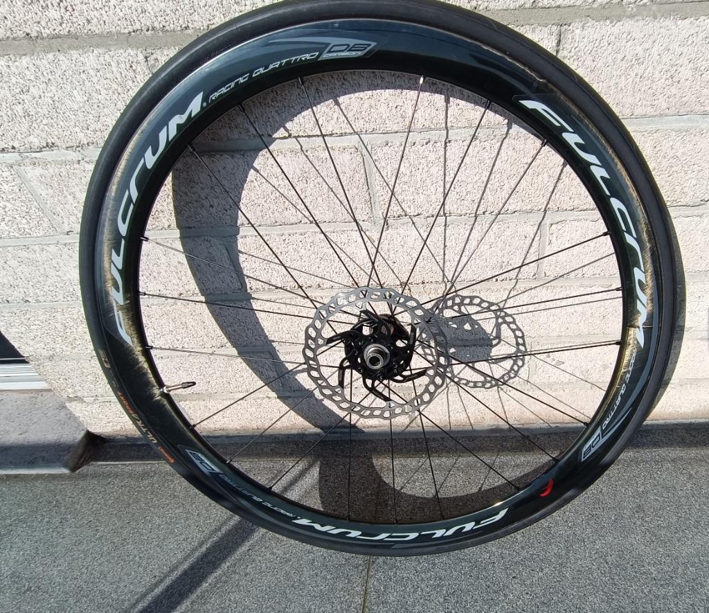Roues vélo route Fulcrum Racing Quattro Carbon DB, Vélos & Vélomoteurs, Accessoires vélo | Autres Accessoires de vélo, Comme neuf