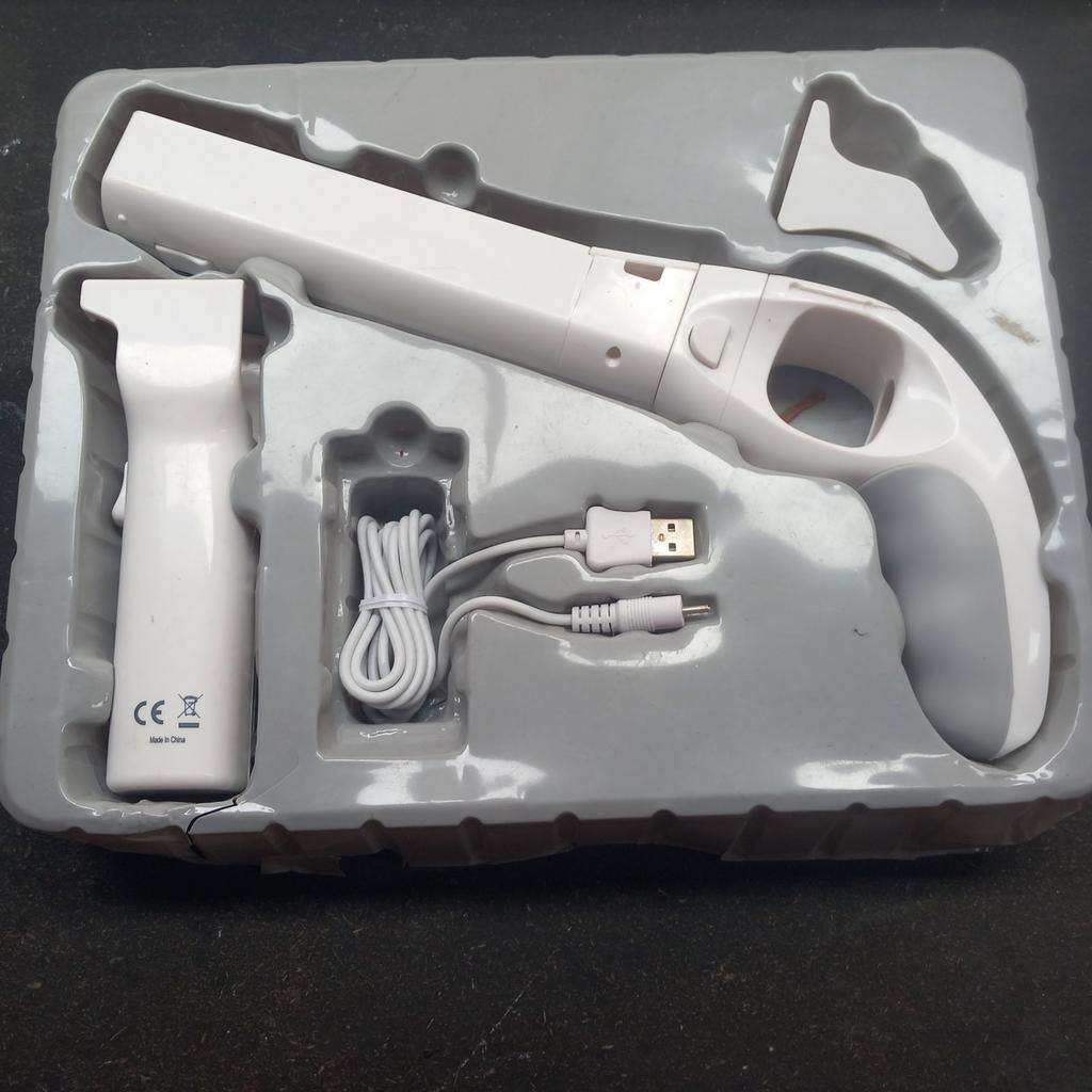 Nintendo wii gun met infra rood laser pointer, Ophalen of Verzenden, Gebruikt