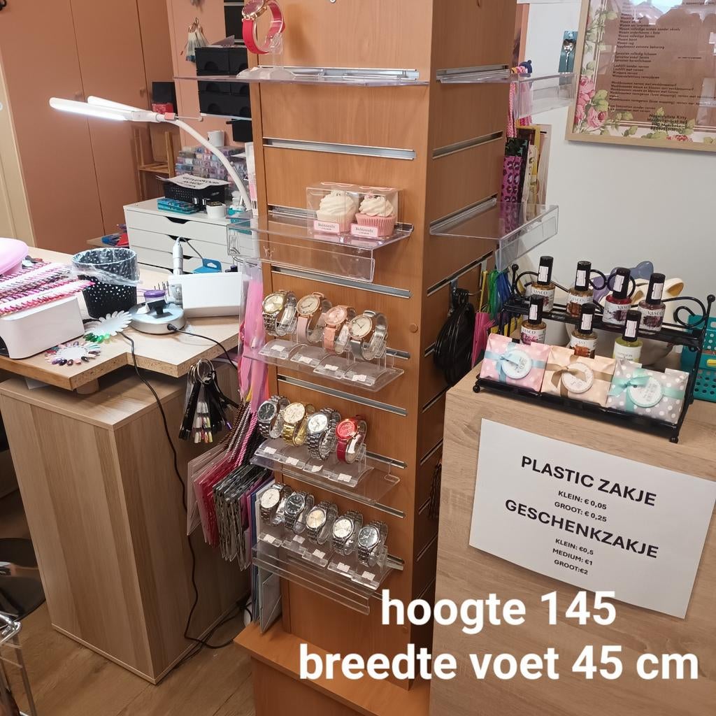 Presentatiemeubel zonder wielen, Ophalen