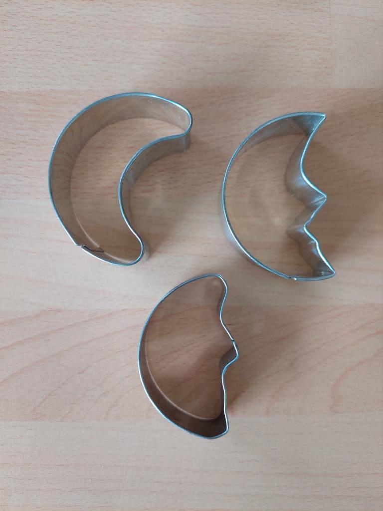 Uitsteekvormpjes maan, Ophalen of Verzenden, Zo goed als nieuw, Taarten of Cupcakes, Overige typen