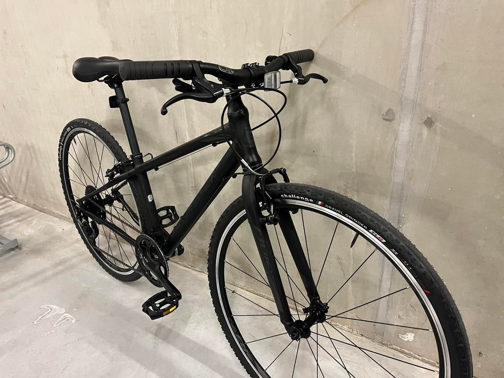 Nouveau vélo de randonnée sportif en aluminium Cannondale, Vélos & Vélomoteurs, Neuf, Autres marques, 10 à 15 vitesses, Enlèvement