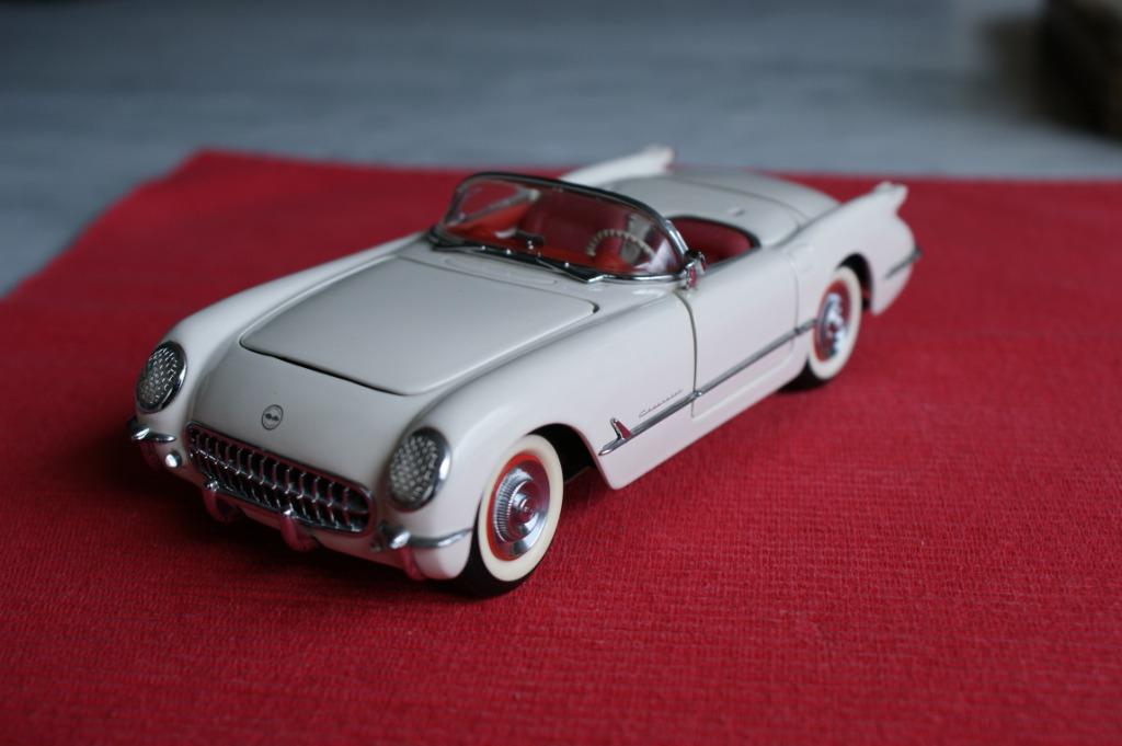 Chevrolet Corvette 1953, cabriolet, Franklin Mint 1:24, Hobby & Loisirs créatifs, Enlèvement ou Envoi, Comme neuf, Voiture, Autres marques