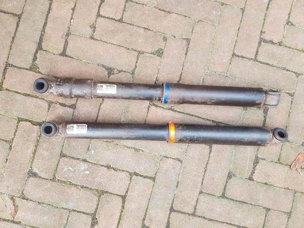 2 schokdempers Toyota Hilux, Enlèvement, Utilisé, Toyota
