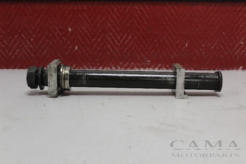 TRAIN ARRIERE Yamaha YZF R1 2004-2006 (YZF-R1 5VY), Motos, Dhr. S. di Majo, Utilisé, Info@cama-motorparts.nl, P.J. Troelstraweg 8 8
3144 CX  MAASSLUIS, NL