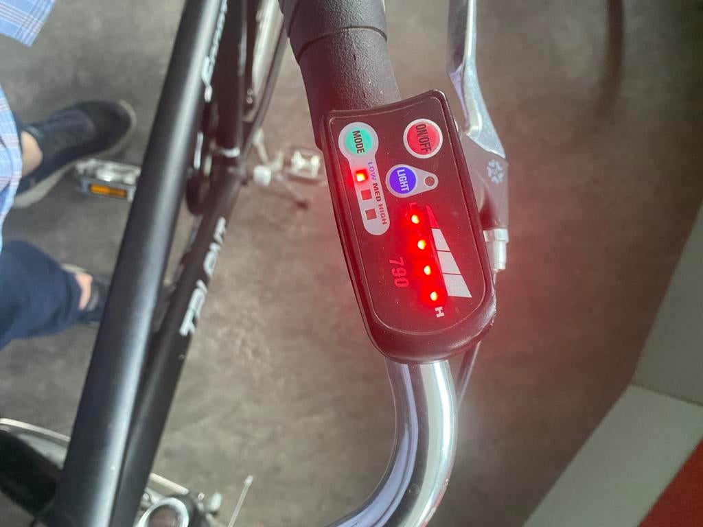 Elektrische herenfiets, Fietsen en Brommers, Ophalen, Gebruikt