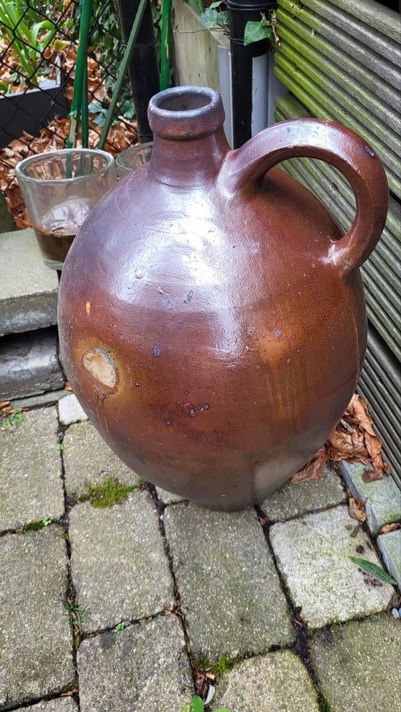 stenen kruik, Ophalen