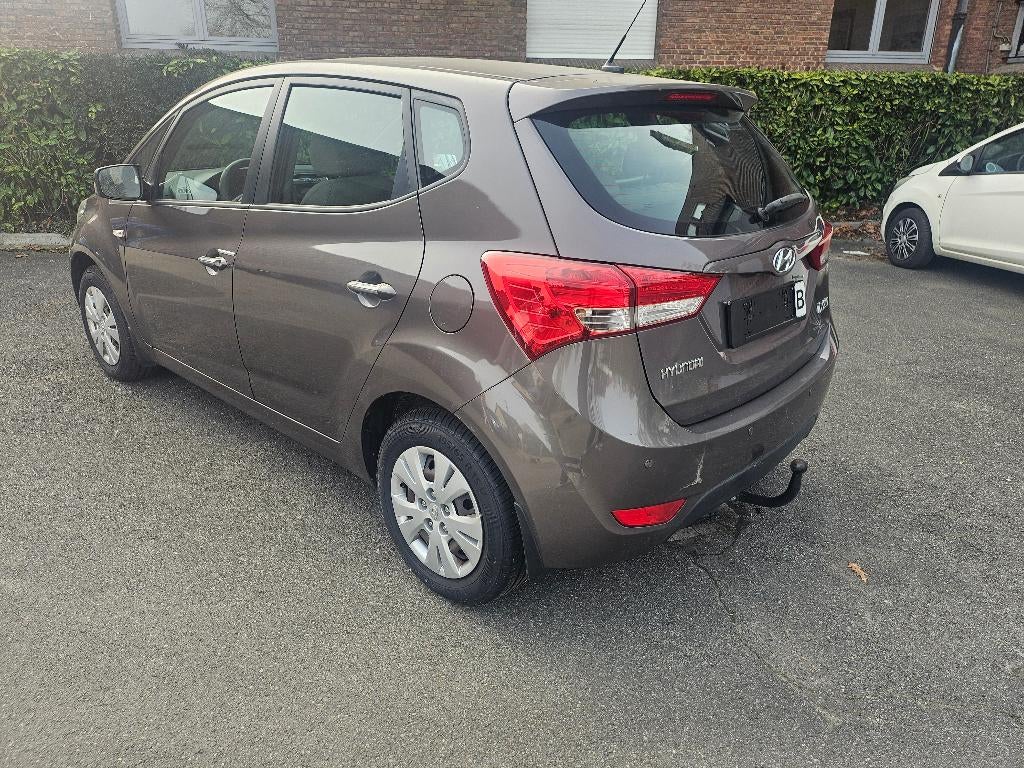 HYUNDAI IX20, Achat, Beige, Entreprise, Boîte manuelle