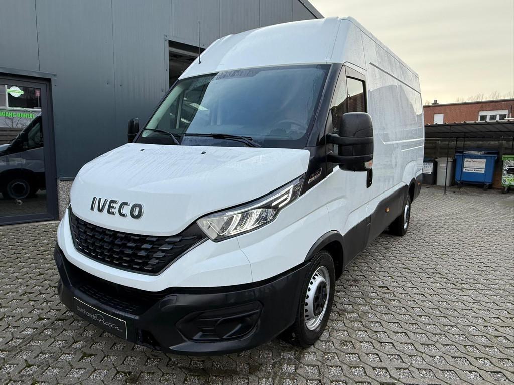 Iveco Daily 3,0 diesel - 3500 kg sleep/Automaat - 22231€+b, Auto's, Overige Auto's, 4 deurs, Stof, Wit, Bedrijf