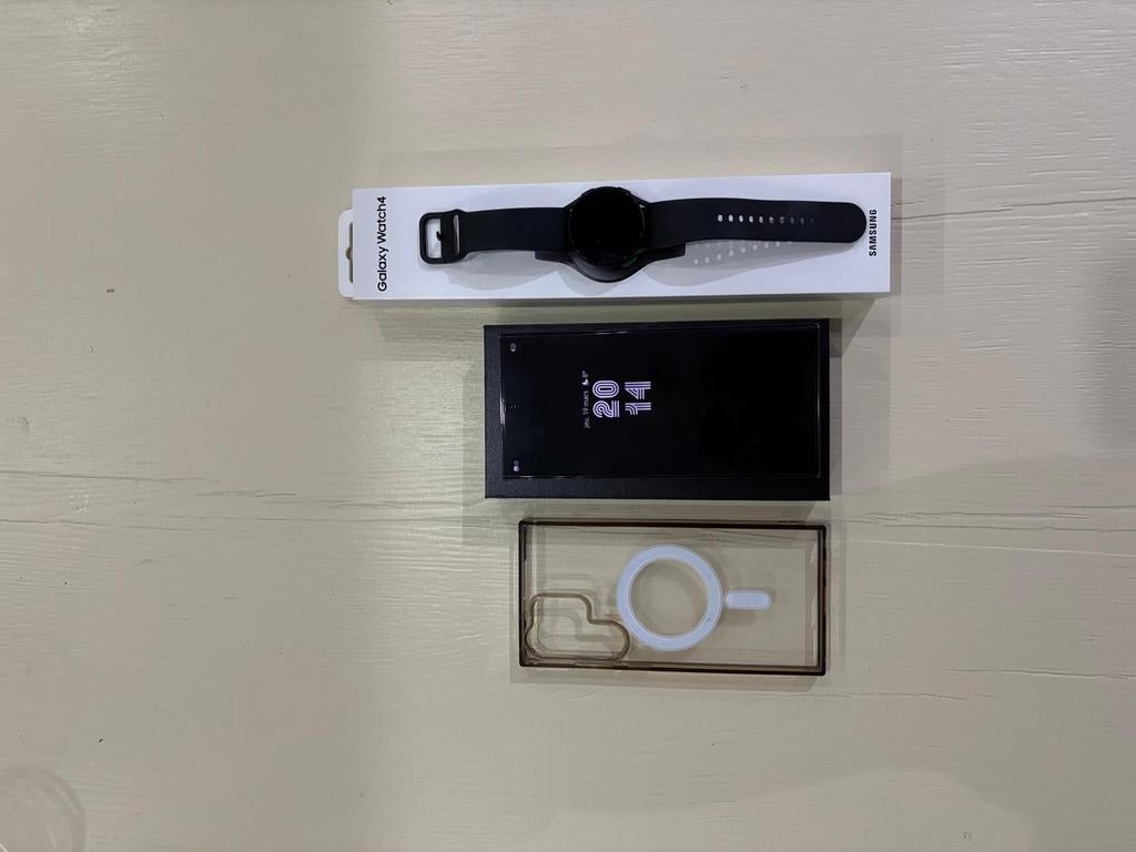 Samsung S23 Ultra 256g + Galaxy Watch 4, Ophalen, Zo goed als nieuw, Stylus of Aanraakpen, Samsung