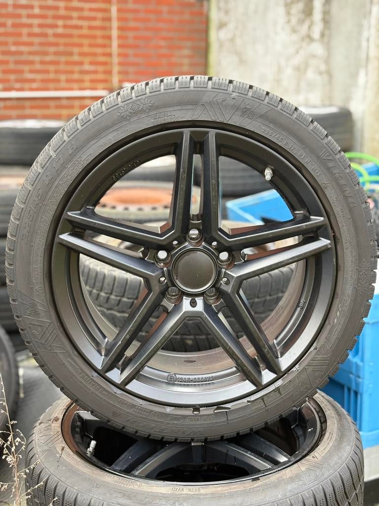 Velgen 17” + winterbanden 225/45 R17 – zeer goede staat, Auto-onderdelen, Banden en Velgen, Ophalen, Nieuw, 17 inch, Winterbanden