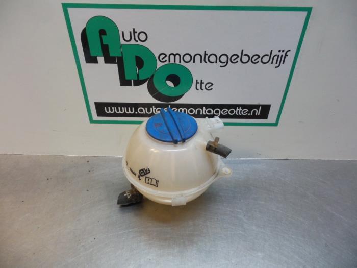 Réservoir d'expansion d'un Volkswagen Fox (Fox 05-), Volkswagen, -, 3 mois de garantie, Utilisé