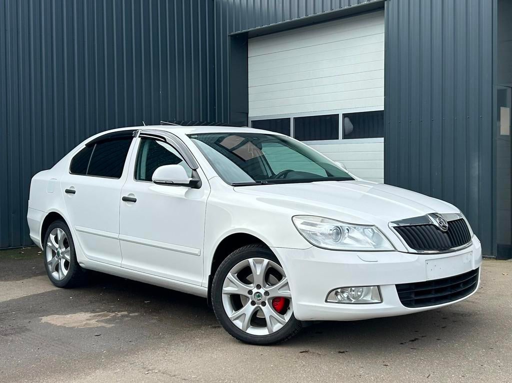 Skoda Octavia 1.8 TSI AUTOMAAT, Autos, Skoda, Cuir, Achat, Entreprise, 5 portes