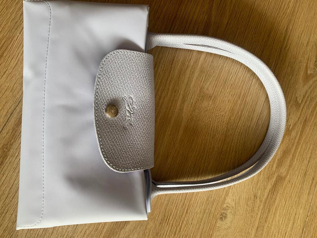 Sac à main Le Pliage M Longchamp neuf bleu clair, Bijoux, Sacs & Beauté, Enlèvement, Bleu, Sac à main