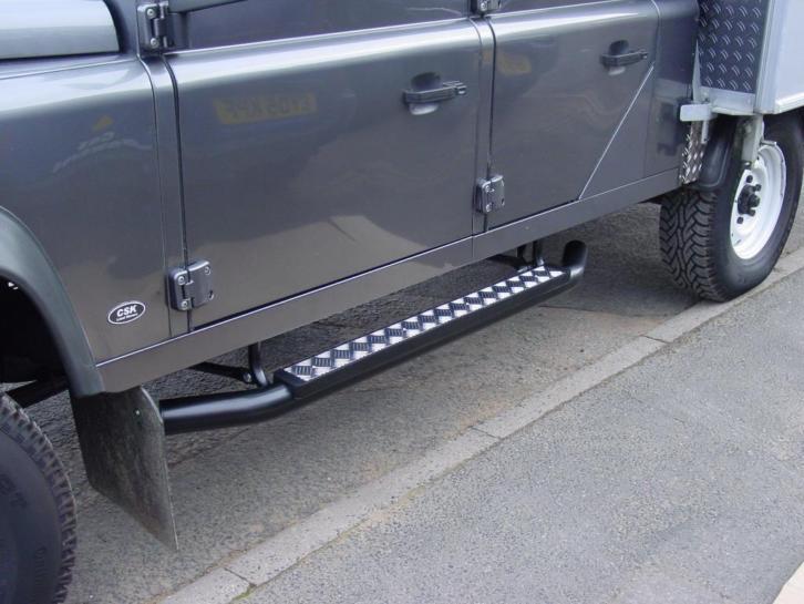 Nieuwe side bars landrover Defender 130 NIEUW!!!!, Autos : Pièces & Accessoires, Neuf, Land Rover, Enlèvement ou Envoi, Mbg@ziggo.nl