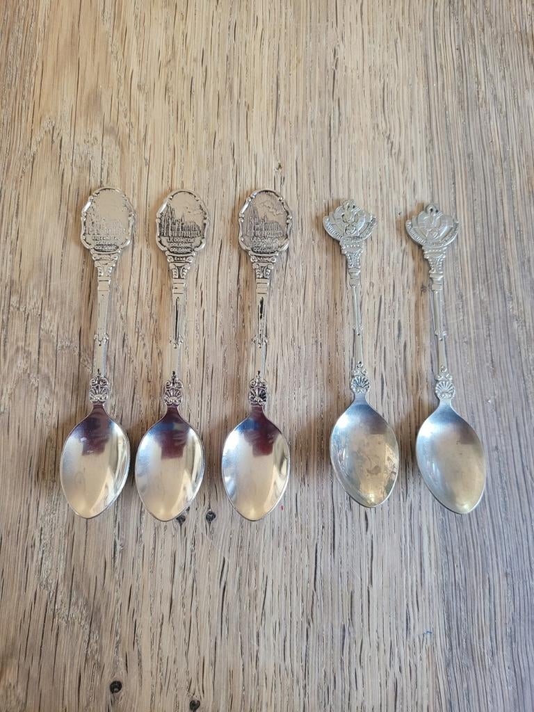 Set van 5 verzilverde souvenirlepels, Antiek en Kunst, Ophalen of Verzenden