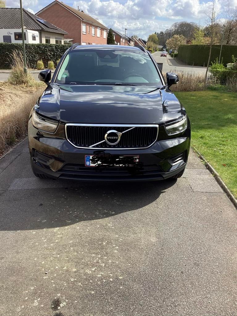 Volvo XC40 120 KW 163 PK benzine, Autos, Volvo, Achat, Euro 6, Boîte manuelle, Noir