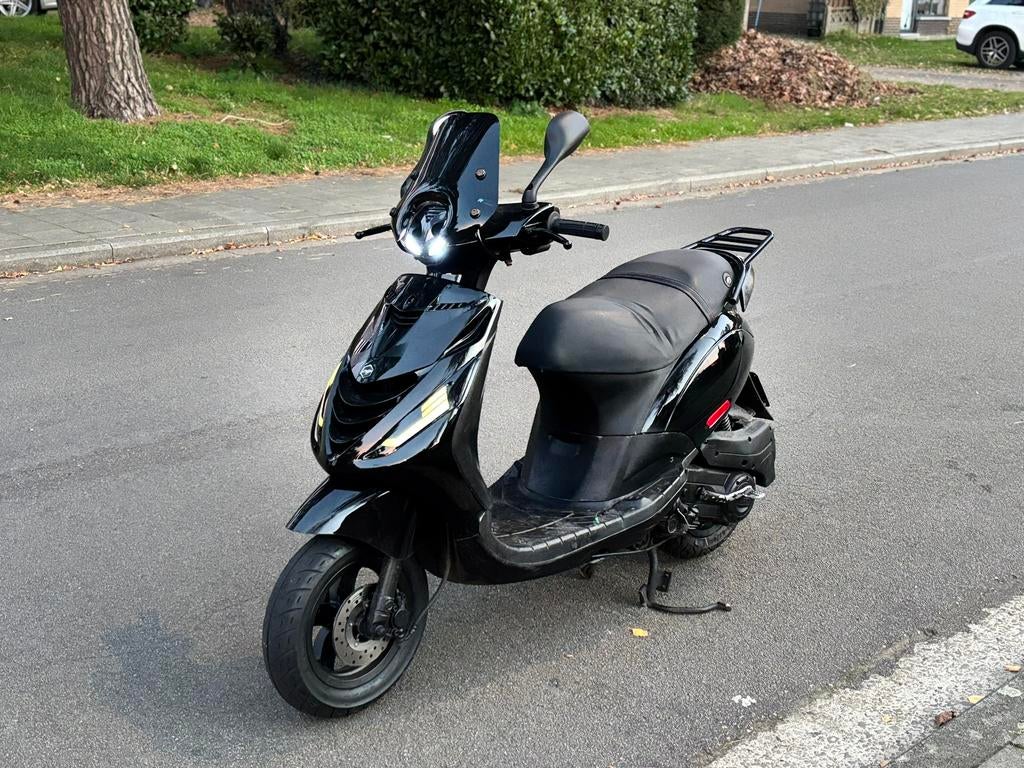 Piaggio Zip A Klasse, Vélos & Vélomoteurs, Scooters | Piaggio, Zip, Comme neuf, Enlèvement, Classe A (25 km/h)