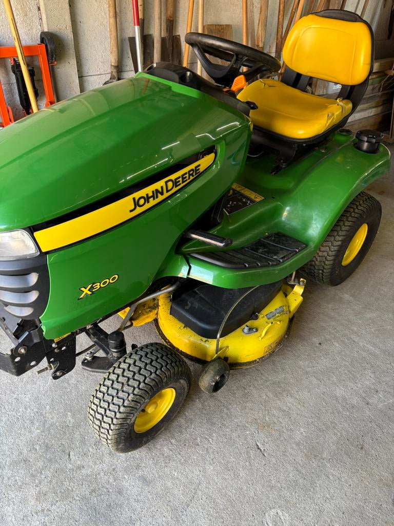 John deere x300 zitmaaier, Tuin en Terras, Ophalen