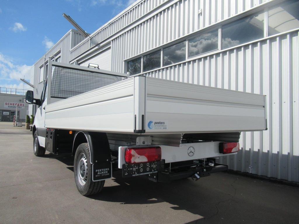 Mercedes-Benz Sprinter 317 CDI Chassis L2 RWD 3.5T, Auto's, Automaat, Zwart, 4 cilinders, 2000 kg