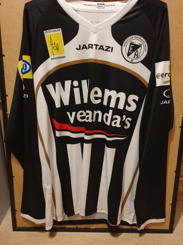 Eendracht Aalst 2012 - 2013, Enlèvement ou Envoi, Maillot