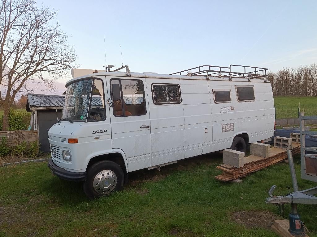 Mercedes 508 camper 1982 91000km., Particulier, Koelkast, Mercedes, Luifel