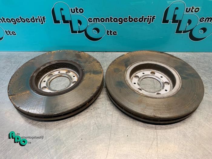 Disque de frein avant d'un Seat Ibiza (Ibiza 06-), Autos : Pièces & Accessoires, Freins & Transmission, -, 3 mois de garantie