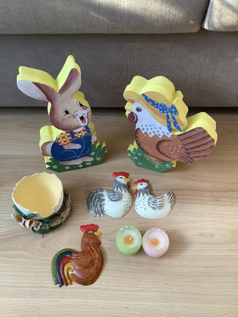Lot boites (pralinerie) poule et coq et bougies oeufs pâques, Maison & Meubles, Enlèvement ou Envoi, Comme neuf