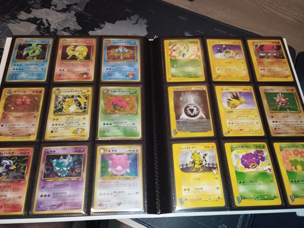 Binder met Japanse Pokémon kaarten ( veel oude en duurdere ), Ophalen