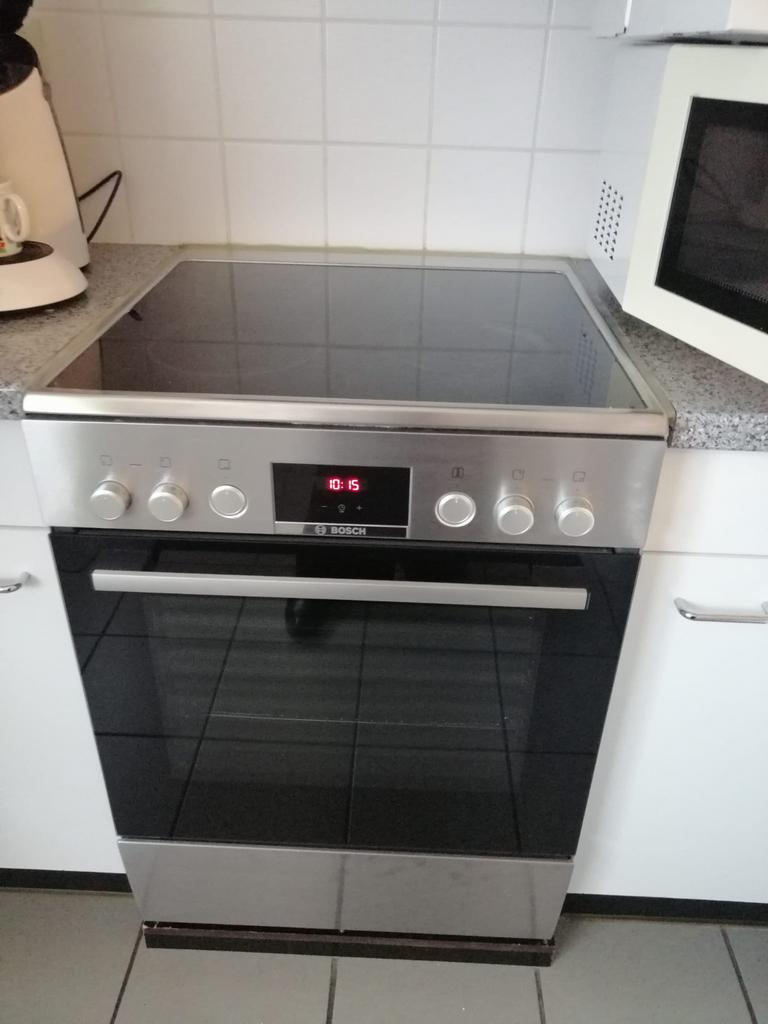 Te koop wegens verhuis naar woonzorgcentrum, Ophalen, 60 cm of meer, Grill, 4 kookzones