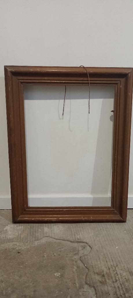 Cadre vide mouluré brun acajou 40x56 (intérieur), c23, Maison & Meubles, Enlèvement ou Envoi, Utilisé, Bois