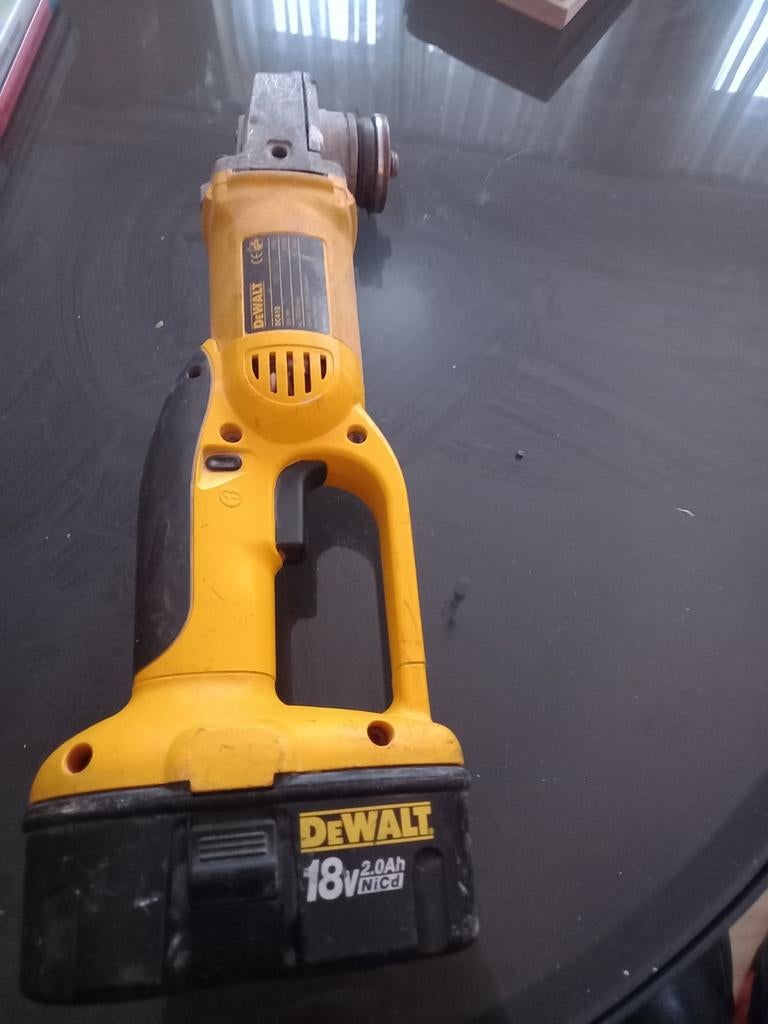 meuleuse d angle dewalt dc410 sans chargeur, Bricolage & Construction, Outillage | Foreuses, Enlèvement