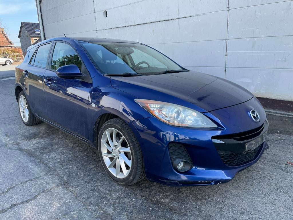 Mazda 3 1.5d 2013 Airco Euro 5 3500€, Auto's, Voorwielaandrijving, Euro 5, Zwart, 4 cilinders