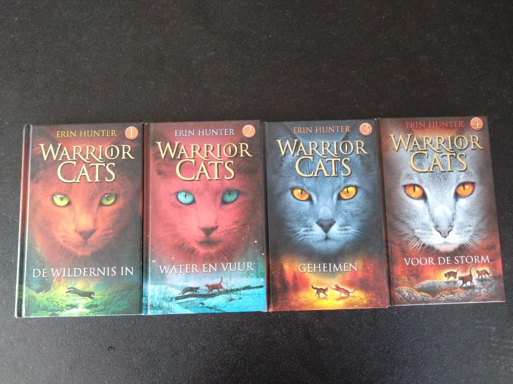 Warrior Cats - Eerste Reeks, Boeken, België, Erin Hunter, Ophalen of Verzenden, Zo goed als nieuw