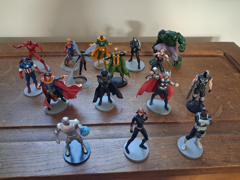 Lot de 16 figurines Disney marvel, Collections, Enlèvement