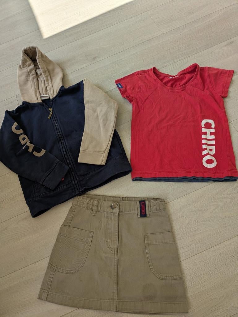 Chiro set kleding maat 128, Enlèvement ou Envoi