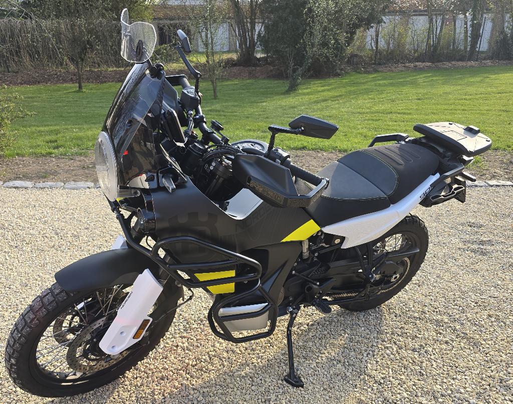 Norden 901 Husqvarna - Entretien et CT OK - Proche du neuf, Motos, Permis Moto A, Plus de 35 kW, 2 cylindres, Particulier