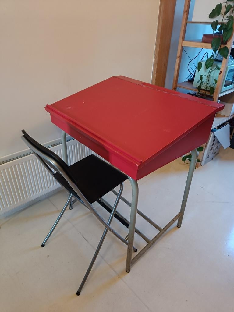 Rode tekentafel, Ophalen