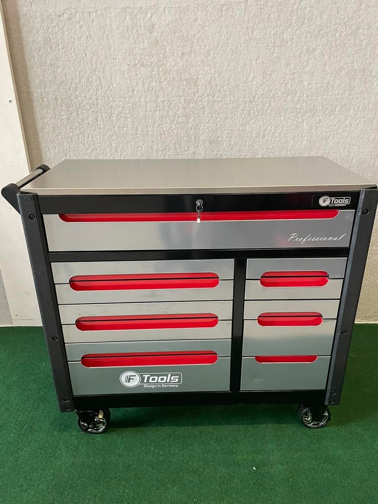 Nieuwe F-tools XL gevulde gereedschapwagen, Ophalen, Nieuw