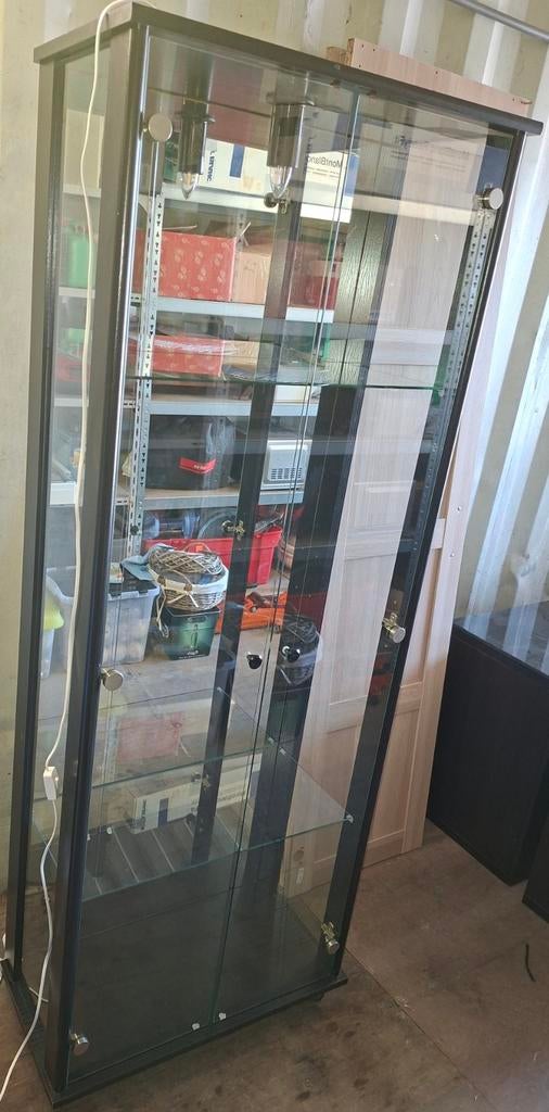 Glazen Vitrinekast met verlichting, Huis en Inrichting, Kasten | Vitrinekasten, Ophalen, Met deur(en), 50 tot 100 cm, Vitrinekast